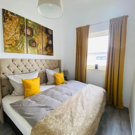 Апартаменты Aurum Kirchheim am Neckar